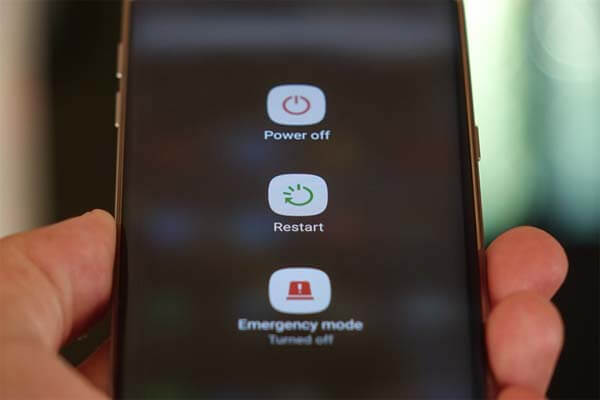 Il telefono o tablet Android non attiva il pulsante di accensione
